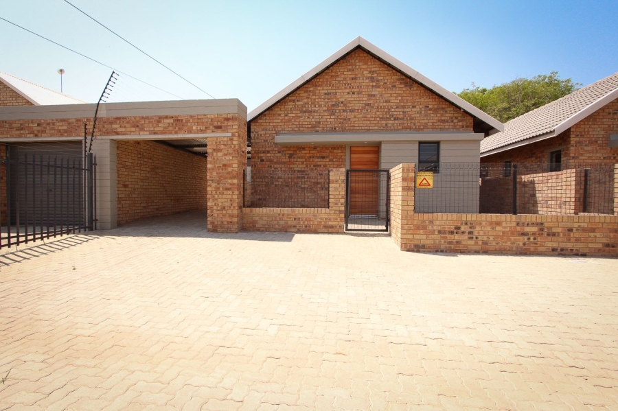 3 Bedroom Property for Sale in Die Bult North West